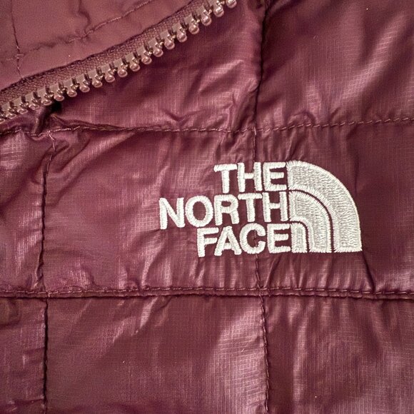The North Face Thermoball Eco Insulated Jacket Women's Size S Maroon - Picture 13 of 14